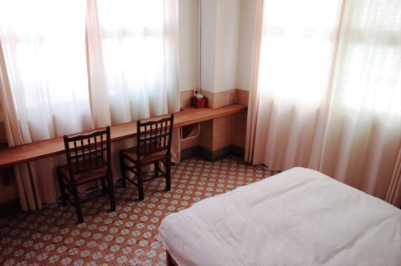 Neat Hostel Tainan Room photo