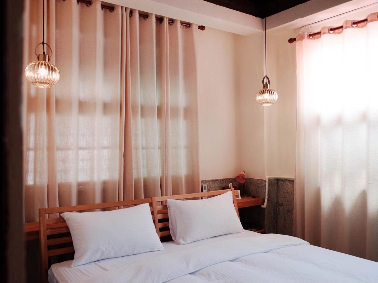 Neat Hostel Tainan Room photo