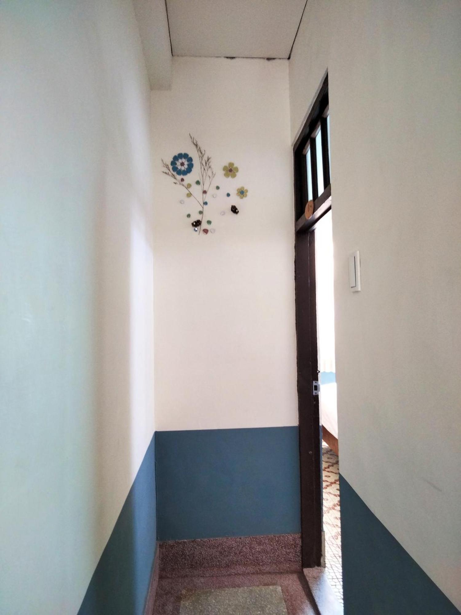 Neat Hostel Tainan Exterior photo