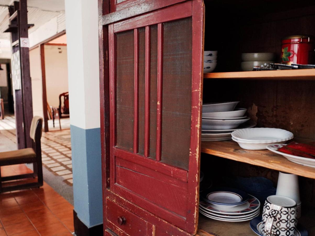 Neat Hostel Tainan Exterior photo